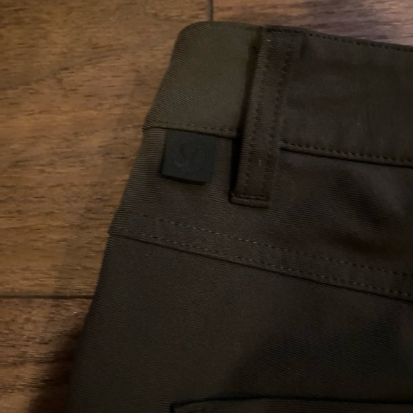 Lululemon ABC Pant Classic 32” *Warpstreme - Picture 9 of 10